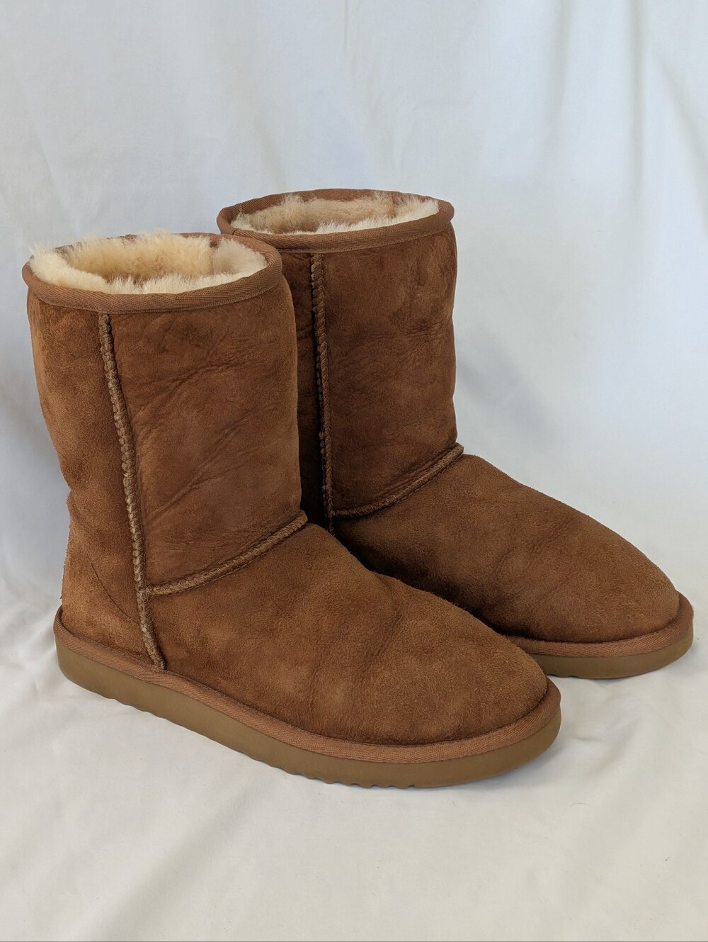 UGG Australia Classic Short 5825 Chestnut Brown Suede Shearling Lined Boot US W7